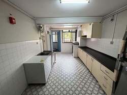 Blk 26 Toa Payoh East (Toa Payoh), HDB 3 Rooms #573744361